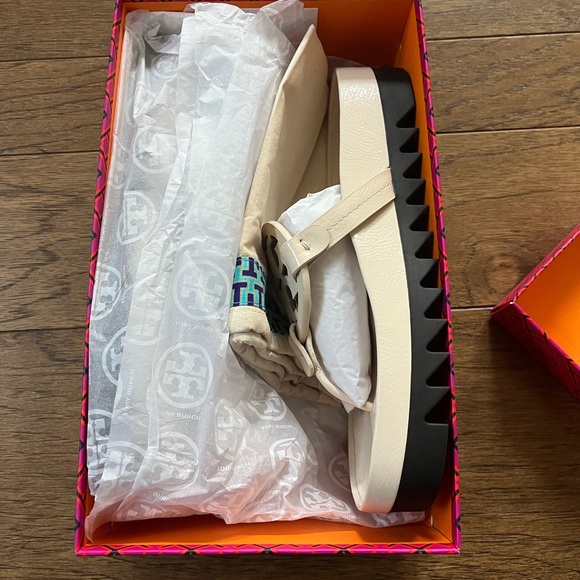 Tory Burch Miller Cloud Lug sandals size 9 - Picture 14 of 16